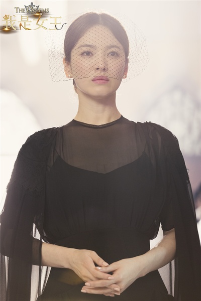 我是女王剧照的剧照