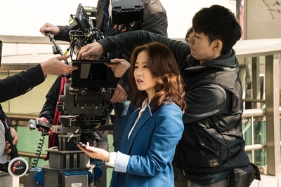 假装热情剧照的剧照