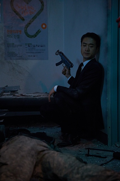 铁雨剧照的剧照