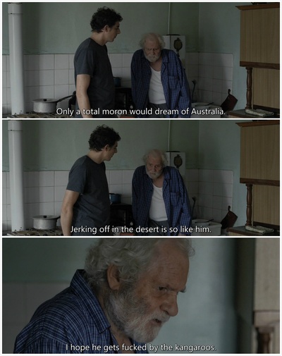 保持站立剧照的剧照