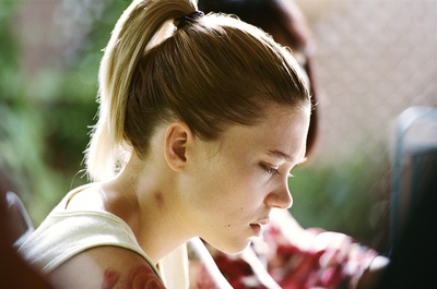 只是世界尽头剧照的剧照