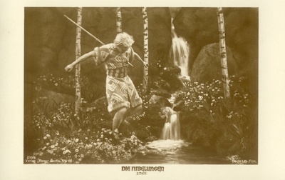 尼伯龙根：西格弗里德之死剧照的剧照