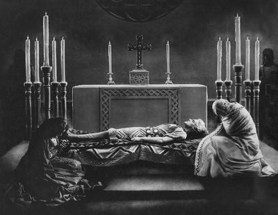 尼伯龙根：西格弗里德之死剧照的剧照