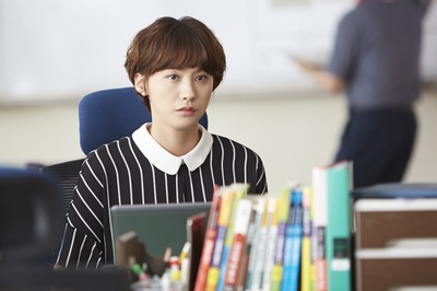 女教师剧照的剧照