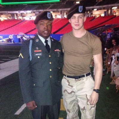 比利·林恩的中场战事剧照的剧照