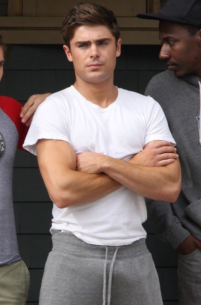 邻居大战剧照的剧照