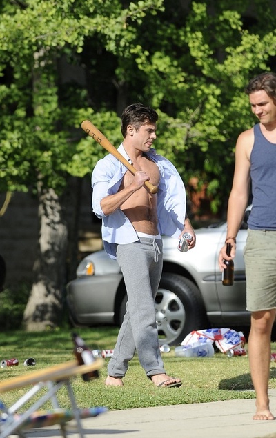 邻居大战剧照的剧照