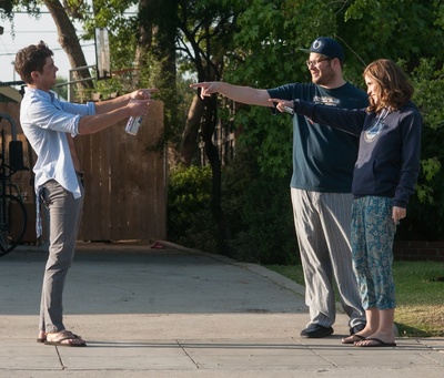 邻居大战剧照的剧照