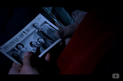 她比烟花寂寞剧照的剧照