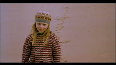 她比烟花寂寞剧照的剧照