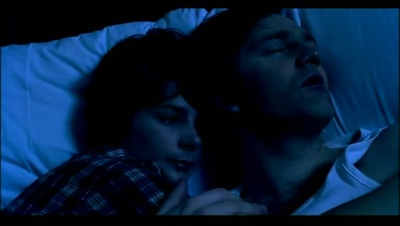 她比烟花寂寞剧照的剧照