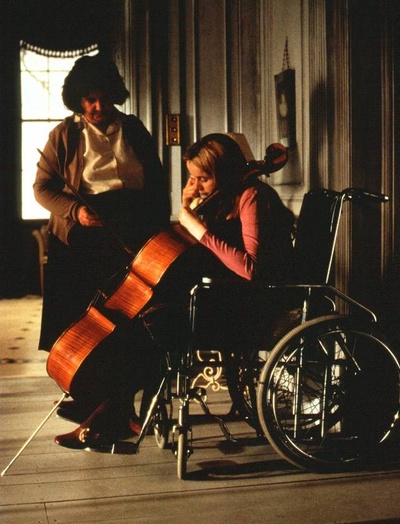 她比烟花寂寞剧照的剧照