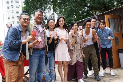 今晚打丧尸剧照的剧照