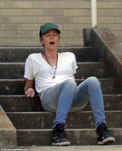 暗黑之地剧照的剧照