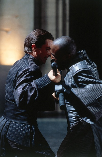 撕裂的末日剧照的剧照