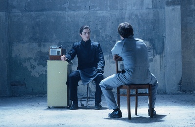 撕裂的末日剧照的剧照