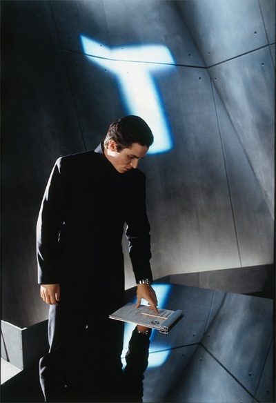 撕裂的末日剧照的剧照