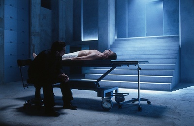 撕裂的末日剧照的剧照