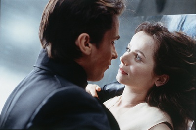 撕裂的末日剧照的剧照