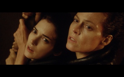 异形4剧照的剧照