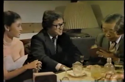 女人像雨一样打湿了男人剧照的剧照