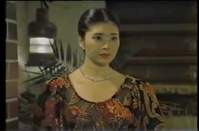 女人像雨一样打湿了男人剧照的剧照