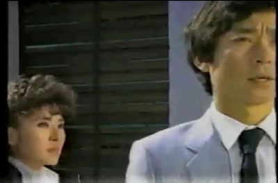 女人像雨一样打湿了男人剧照的剧照