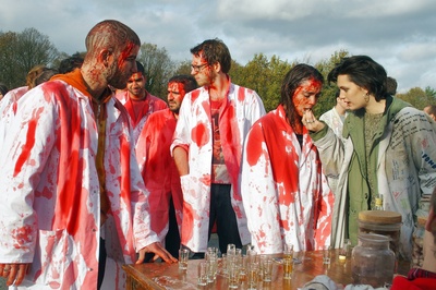 生吃剧照的剧照