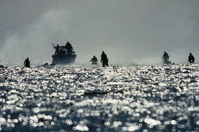 未来水世界剧照的剧照