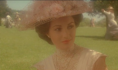 时光倒流七十年 Somewhere in Time剧照的剧照