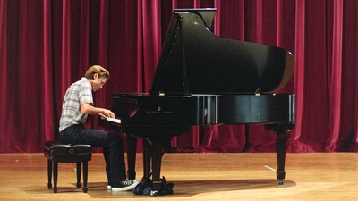 不设限通缉剧照的剧照