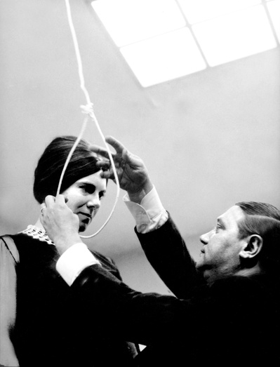 焚尸人剧照的剧照