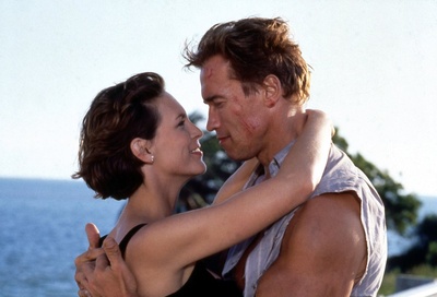 真实的谎言剧照的剧照