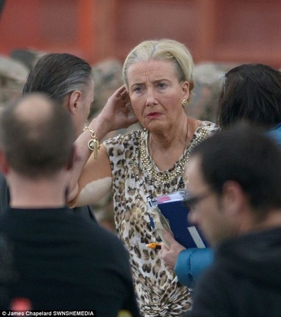 巴尼·汤姆森传奇剧照的剧照