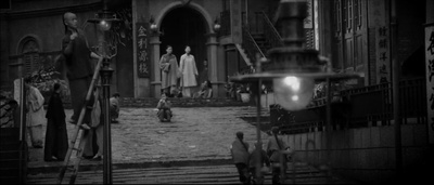 十月围城剧照的剧照