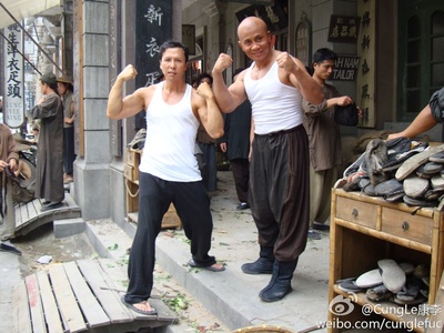 十月围城剧照的剧照