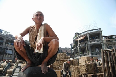 十月围城剧照的剧照