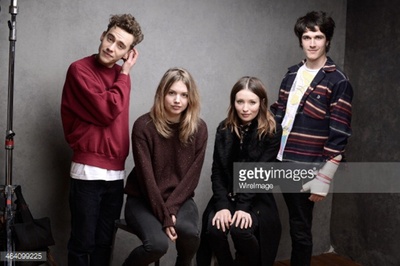 上帝帮助女孩剧照的剧照