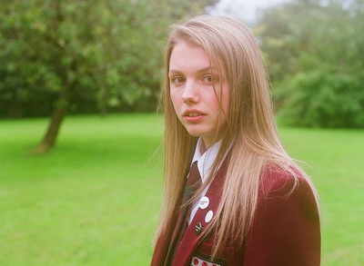 上帝帮助女孩剧照的剧照