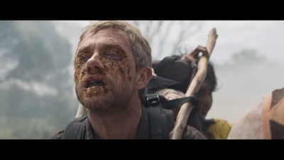 负重前行剧照的剧照