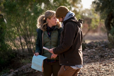 负重前行剧照的剧照