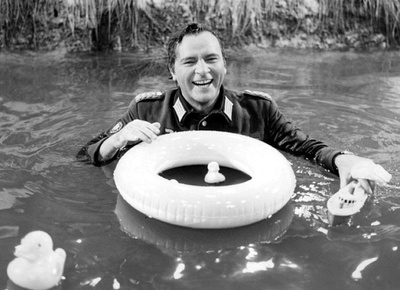 血染雪山堡剧照的剧照