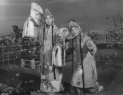 游园惊梦剧照的剧照