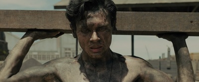 坚不可摧剧照的剧照