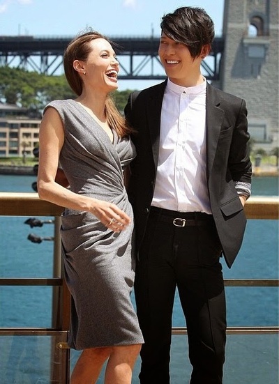 坚不可摧剧照的剧照