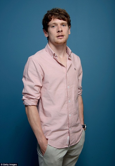 坚不可摧剧照的剧照