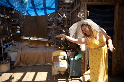 南国野兽剧照的剧照