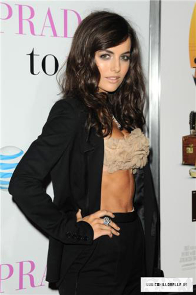 从普拉达到纳达剧照的剧照