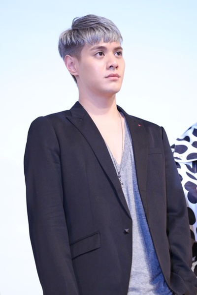 睡在我上铺的兄弟剧照的剧照