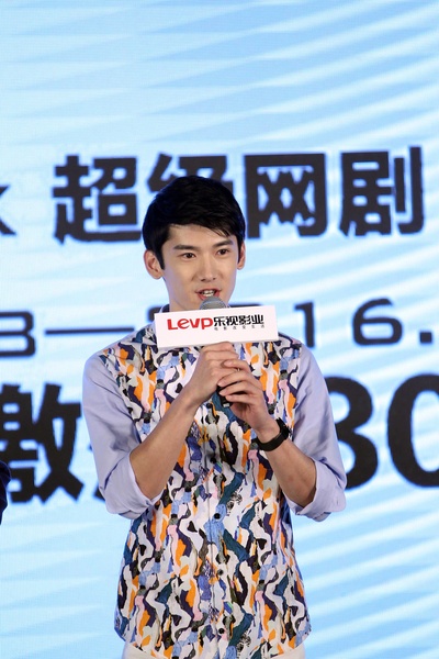 睡在我上铺的兄弟剧照的剧照